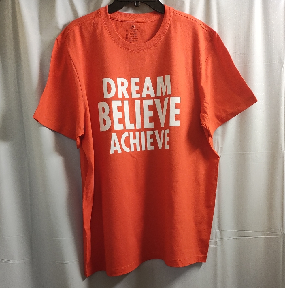 BRAND NEW MEN'S SHORT SLEEVE SHIRT XL